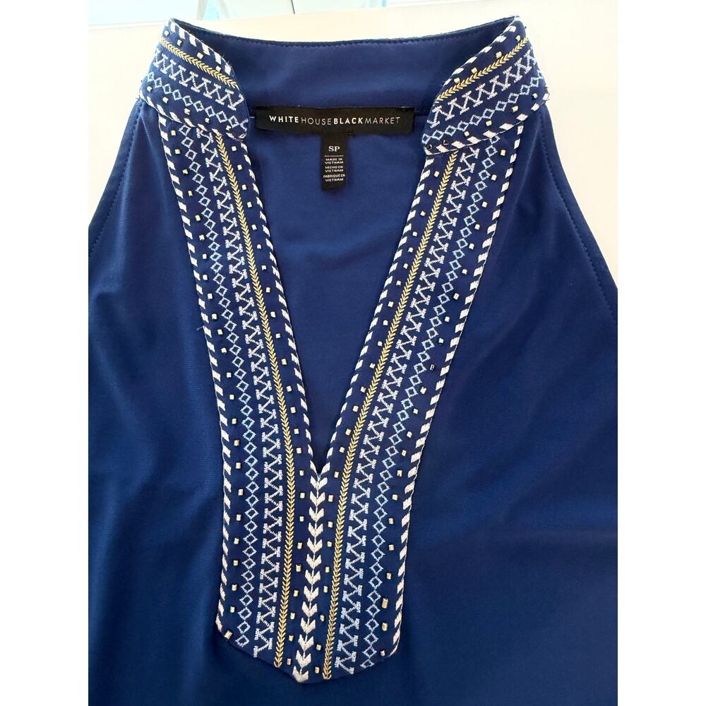 ✨ WHBM Blue Embroidered Halter Dress SP Petite Stretch Resort Chic 💙 - Picture 3 of 6